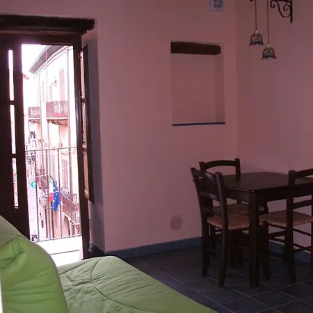 Apartman Al 199 *